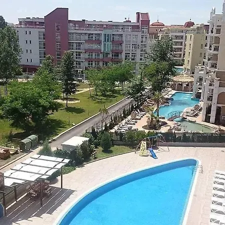 Studio In Apartcomplex Solmarine *